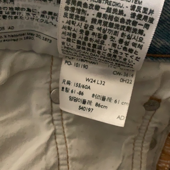 Levis Jeans - Picture 5 of 5